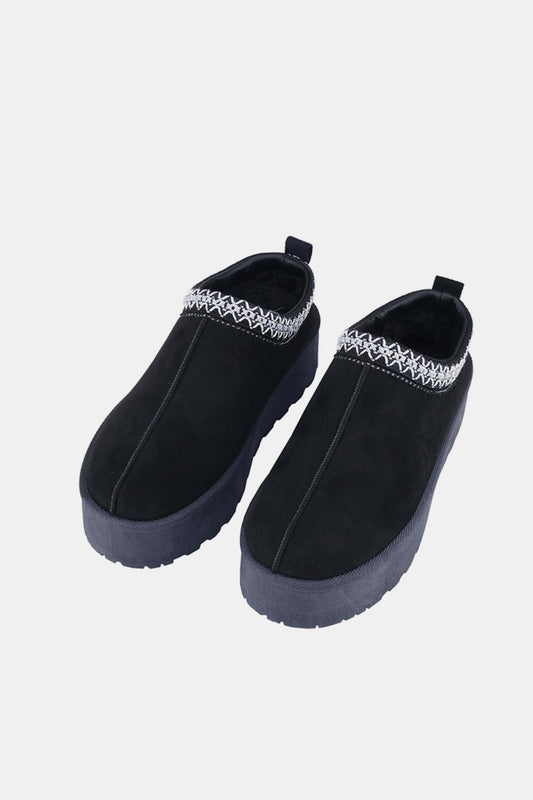 Platform Embroidered Trim Slip-On Boots in Black