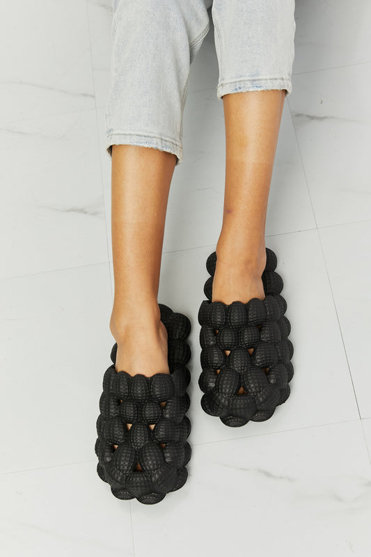 Bubble Slides in Black